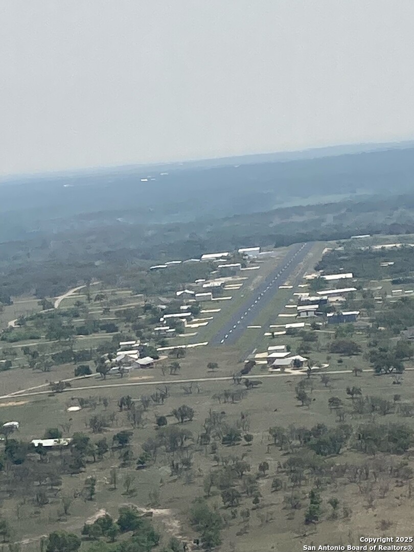 2154 Aviation Loop Fredericksburg TX 78624