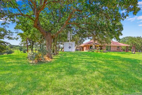 620 Anderson Hill Seguin TX 78155
