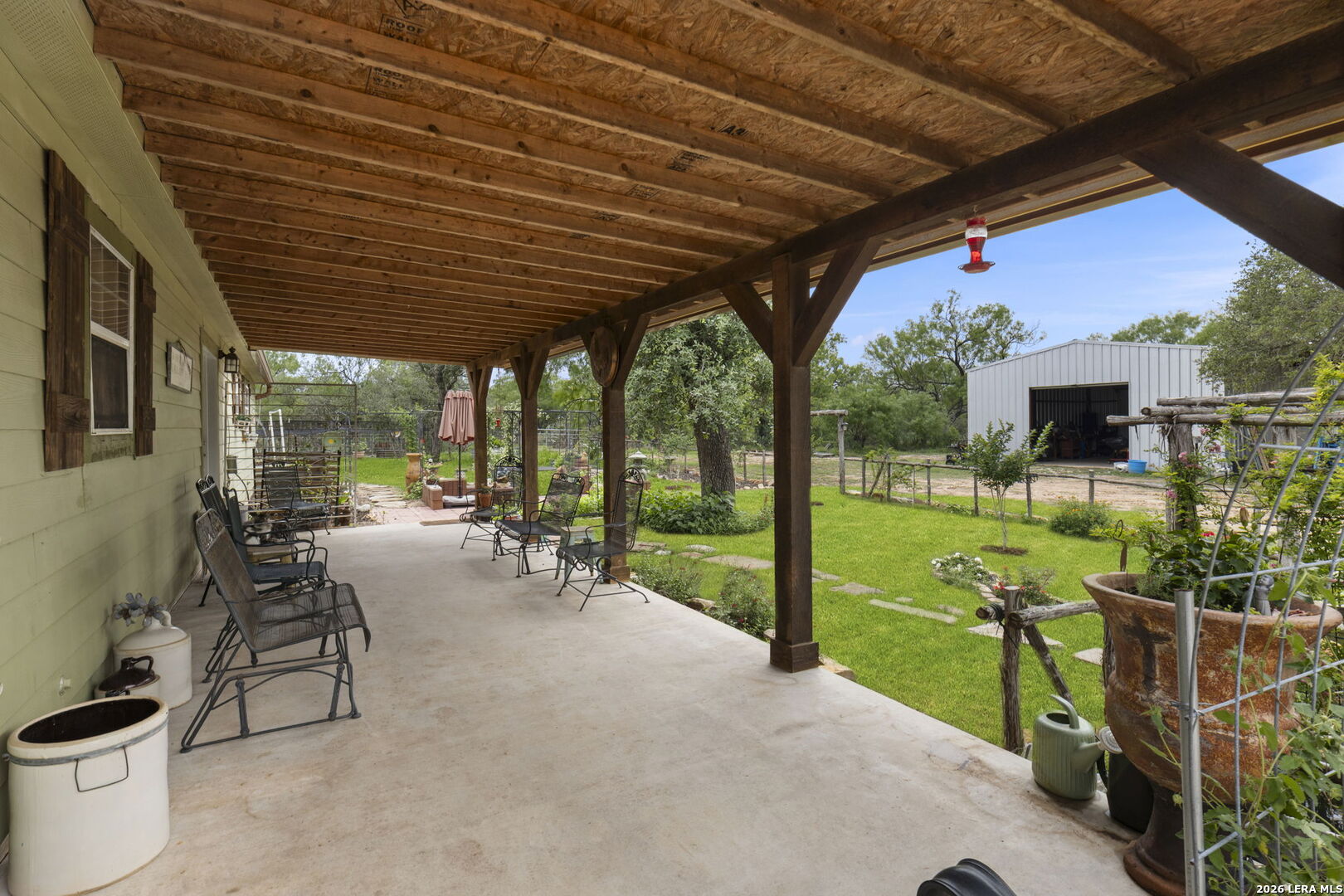 445 Tomblin Road Bigfoot TX 78005