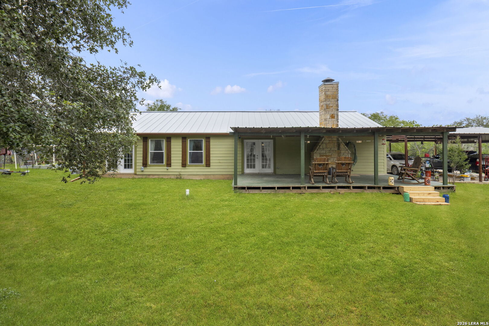 445 Tomblin Road Bigfoot TX 78005