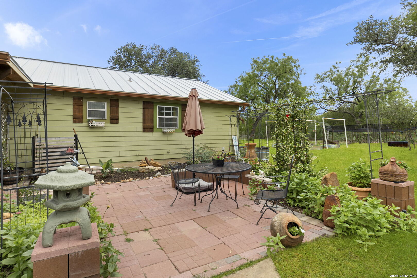 445 Tomblin Road Bigfoot TX 78005