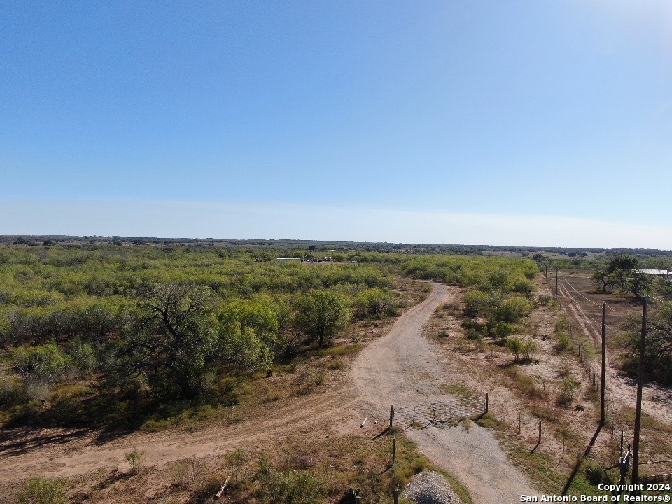 6459 Fm 536 Floresville TX 78114