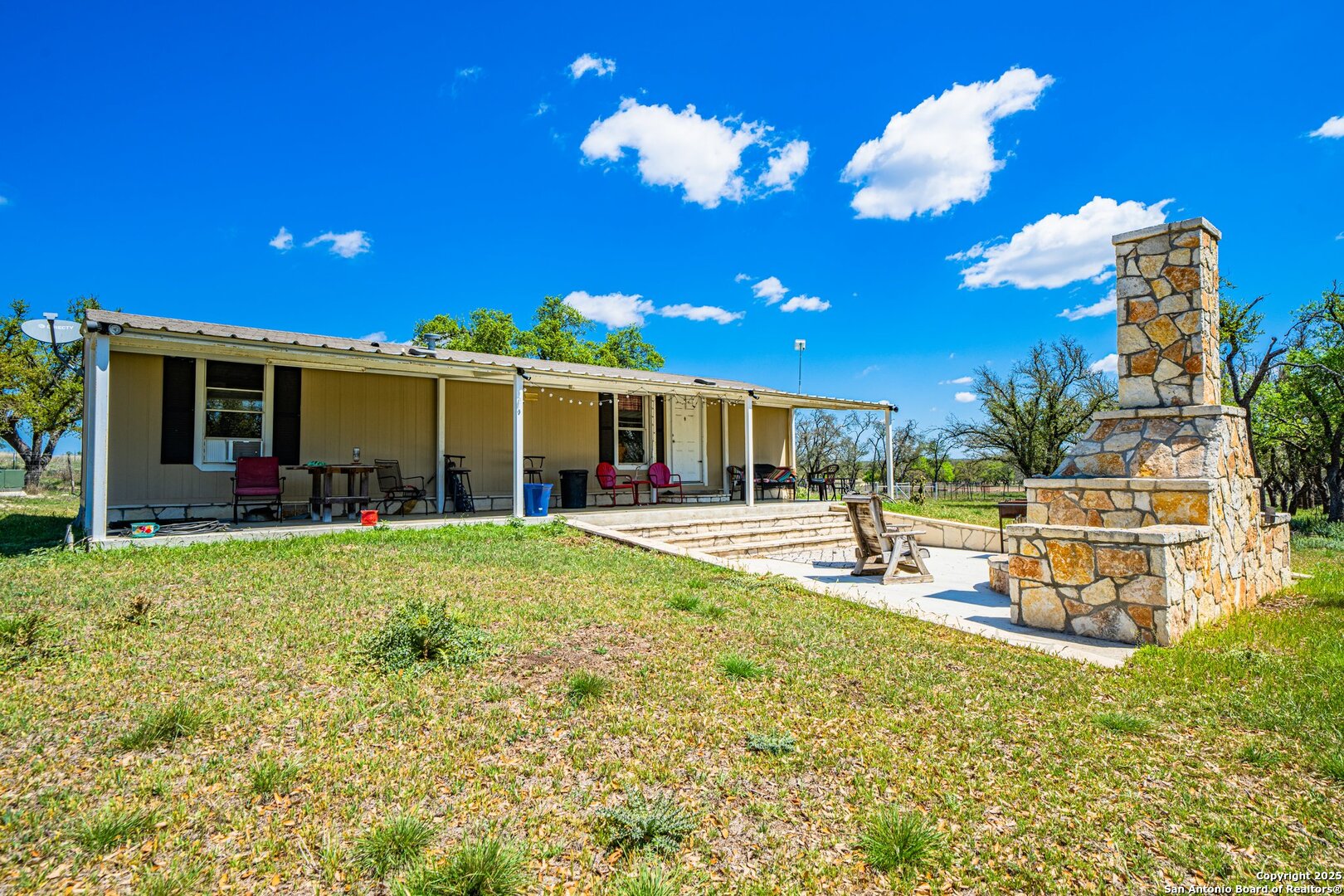 1379 Baker-rogers Road Harper TX 78631