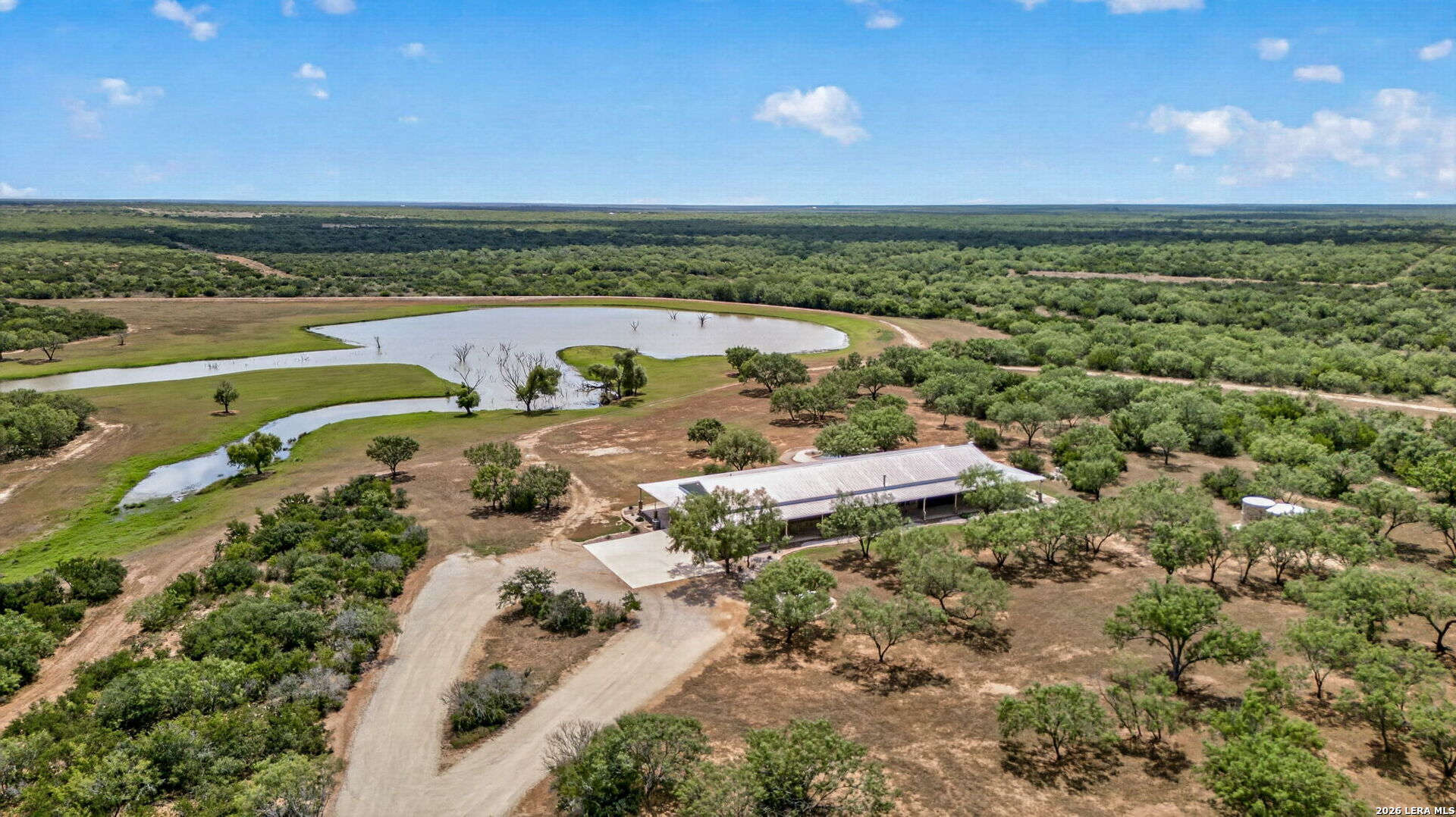 510 County Road 336 Charlotte TX 78011