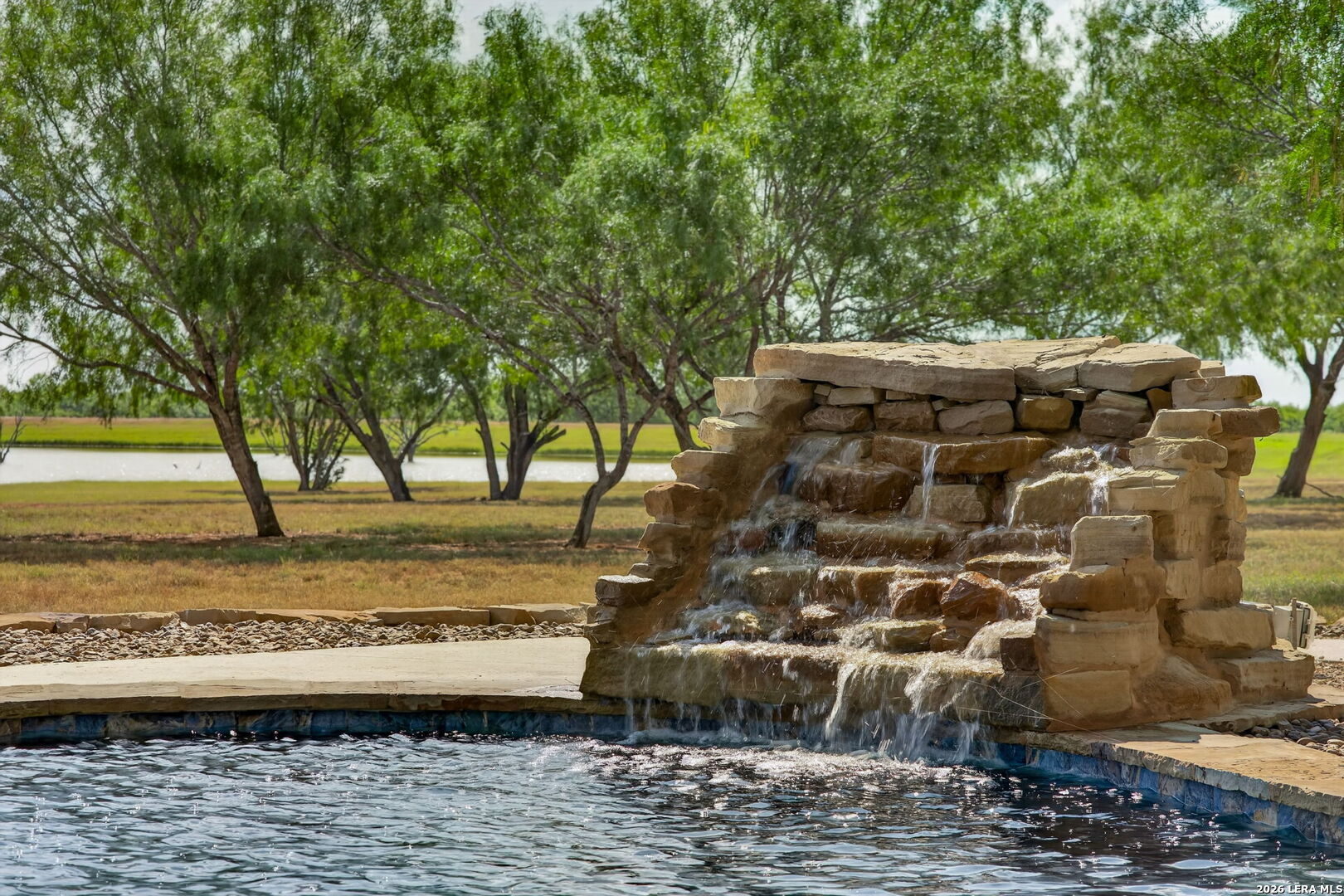 510 County Road 336 Charlotte TX 78011
