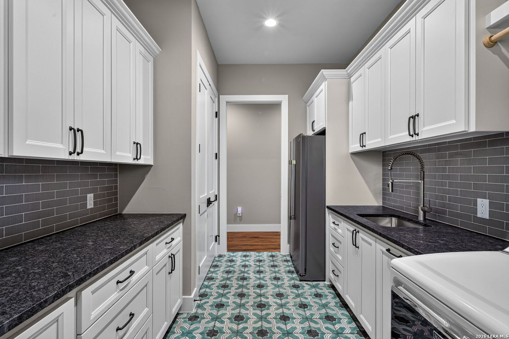 510 County Road 336 Charlotte TX 78011