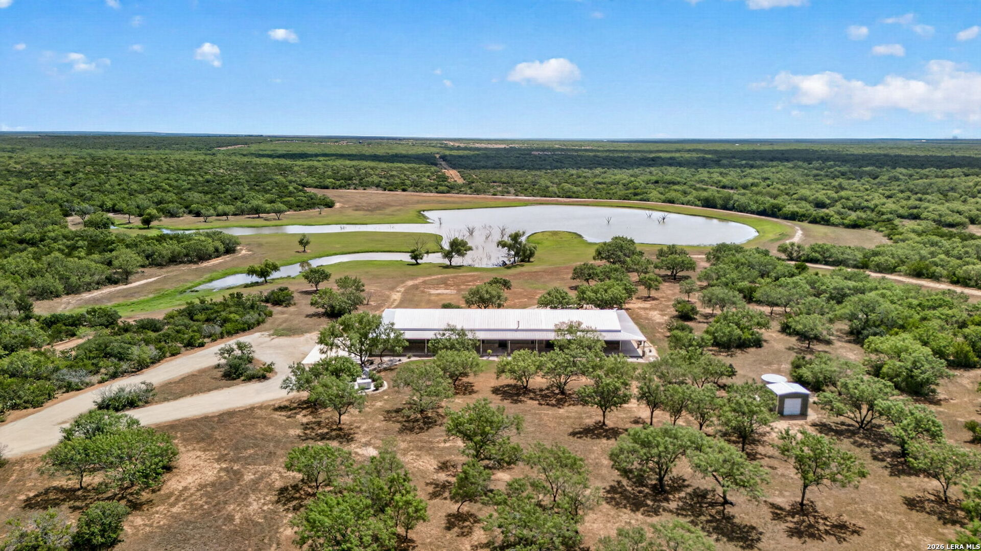 510 County Road 336 Charlotte TX 78011