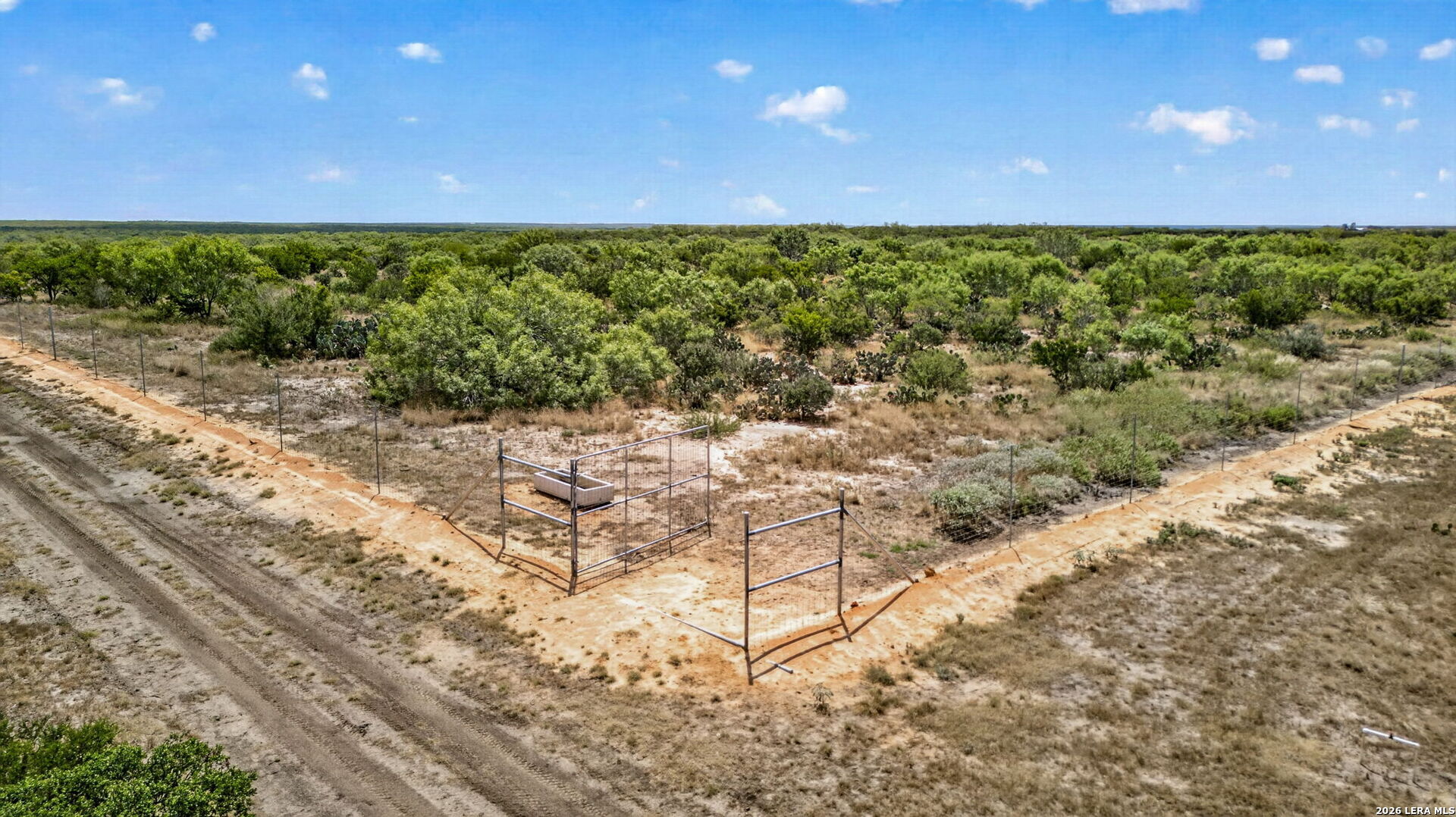 510 County Road 336 Charlotte TX 78011