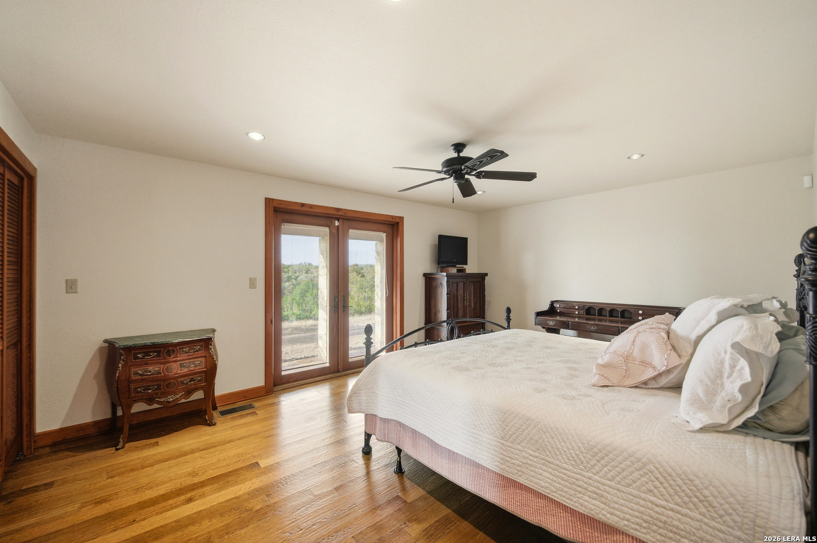 597 Krause Pipe Creek TX 78063