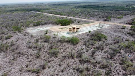 306 Cr 305 Tilden TX 78072