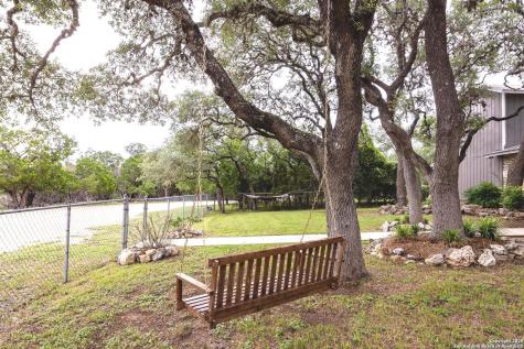 475 Stoney Hill Pipe Creek TX 78063