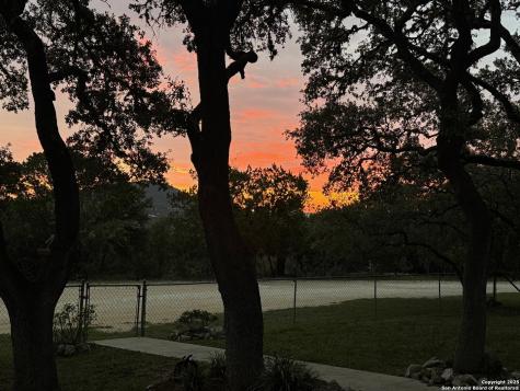 475 Stoney Hill Pipe Creek TX 78063