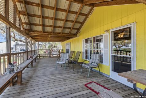 2632 Slickfield Road York Town TX 78164