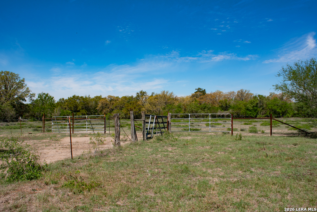 2632 Slickfield Road York Town TX 78164
