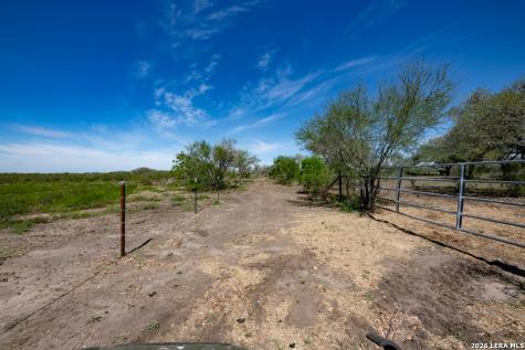 2632 Slickfield Road York Town TX 78164