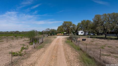 2632 Slickfield Road York Town TX 78164