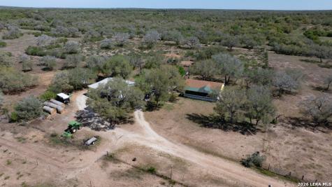 2632 Slickfield Road York Town TX 78164