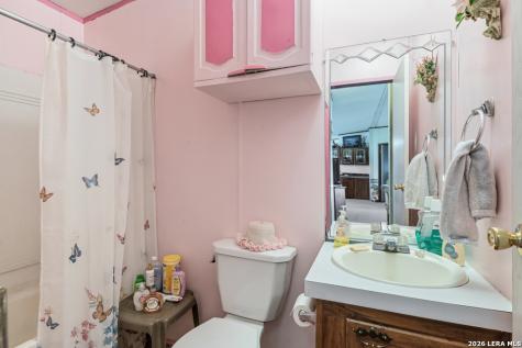 2632 Slickfield Road York Town TX 78164
