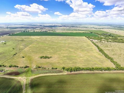 FM 1347 Cr 463 Stockdale TX 78160