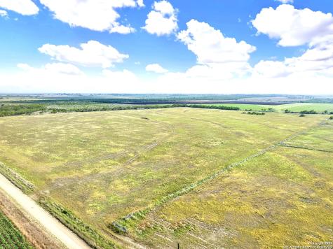 Fm 1347 Cr 463 Stockdale TX 78160