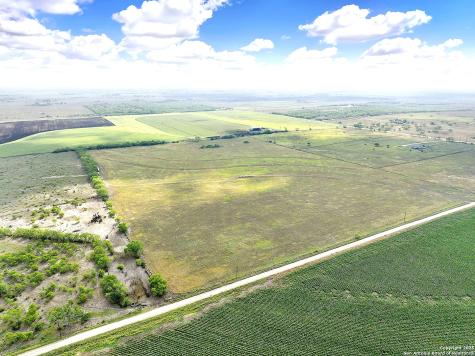 Fm 1347 Cr 463 Stockdale TX 78160