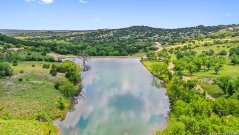 647 Crabapple Road Blanco TX 78606