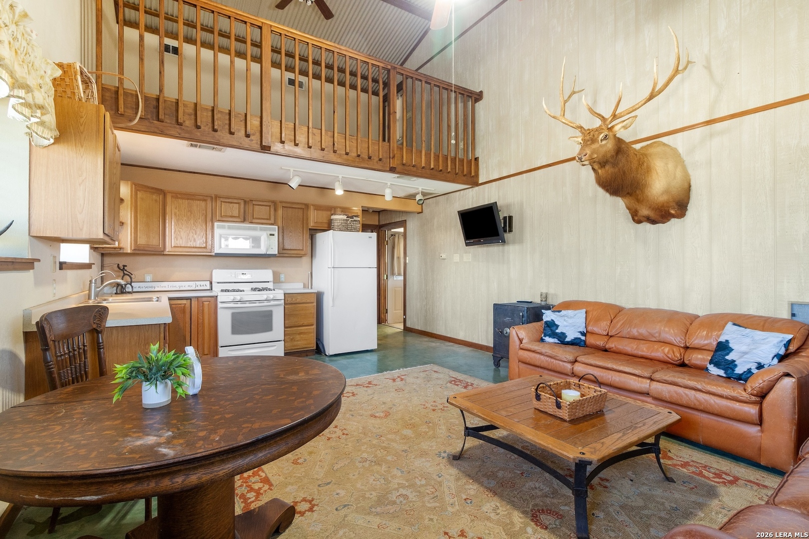 647 Funf Kinder Road Fredericksburg TX 78624