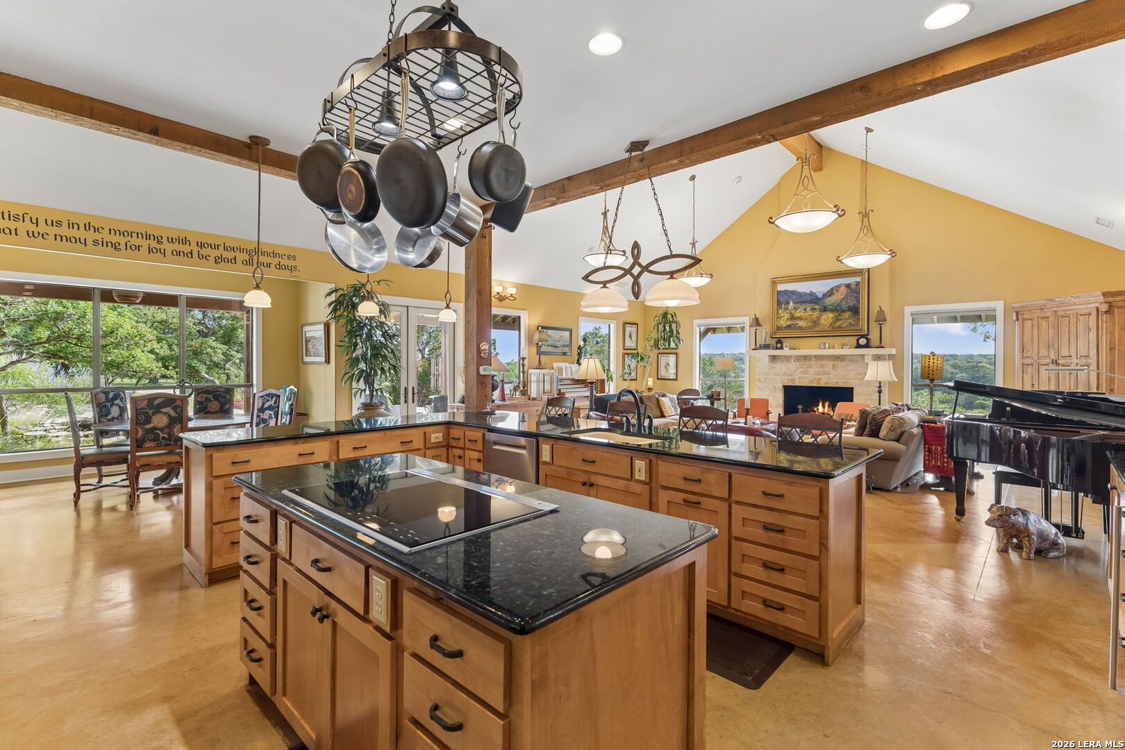 306 Charles Kerrville TX 78028