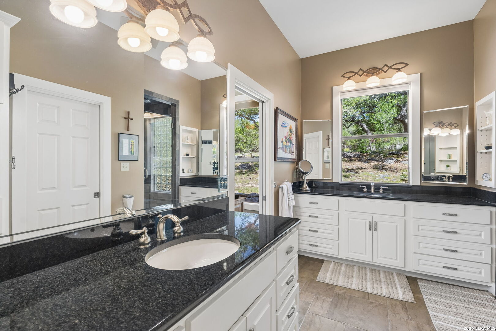 306 Charles Kerrville TX 78028