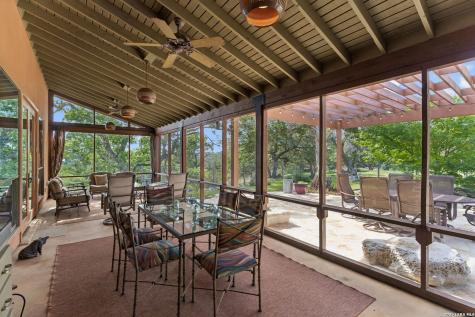 306 Charles Kerrville TX 78028