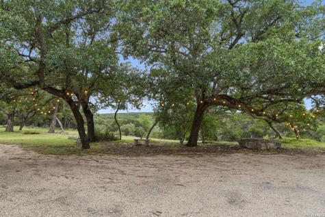306 Charles Kerrville TX 78028