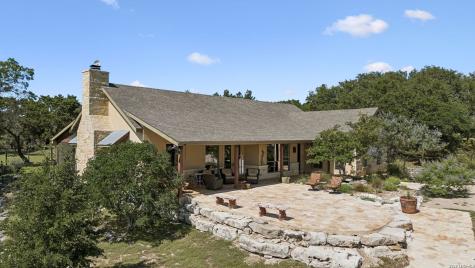306 Charles Kerrville TX 78028