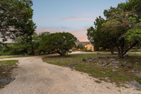 306 Charles Kerrville TX 78028