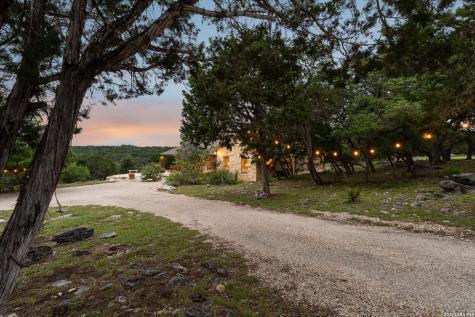 306 Charles Kerrville TX 78028