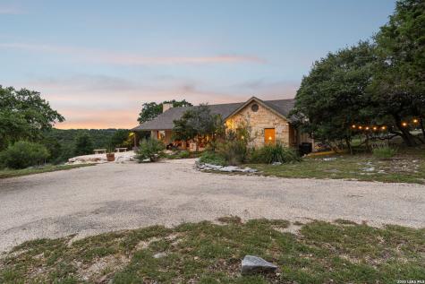 306 Charles Kerrville TX 78028