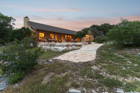 306 Charles Kerrville TX 78028