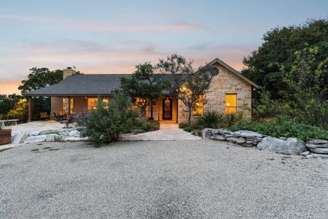 306 Charles Kerrville TX 78028