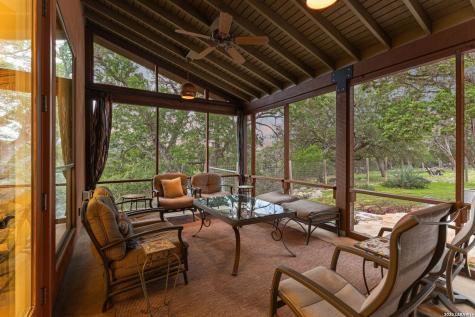 306 Charles Kerrville TX 78028