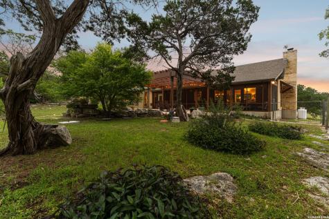 306 Charles Kerrville TX 78028