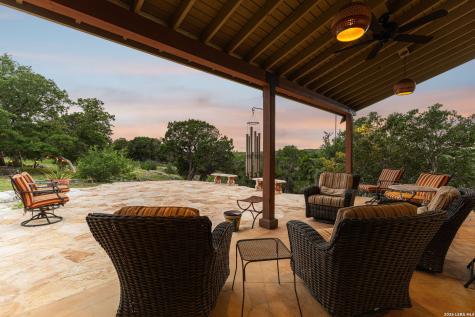 306 Charles Kerrville TX 78028