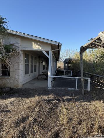 888 S Us Highway 281 Pleasanton TX 78064