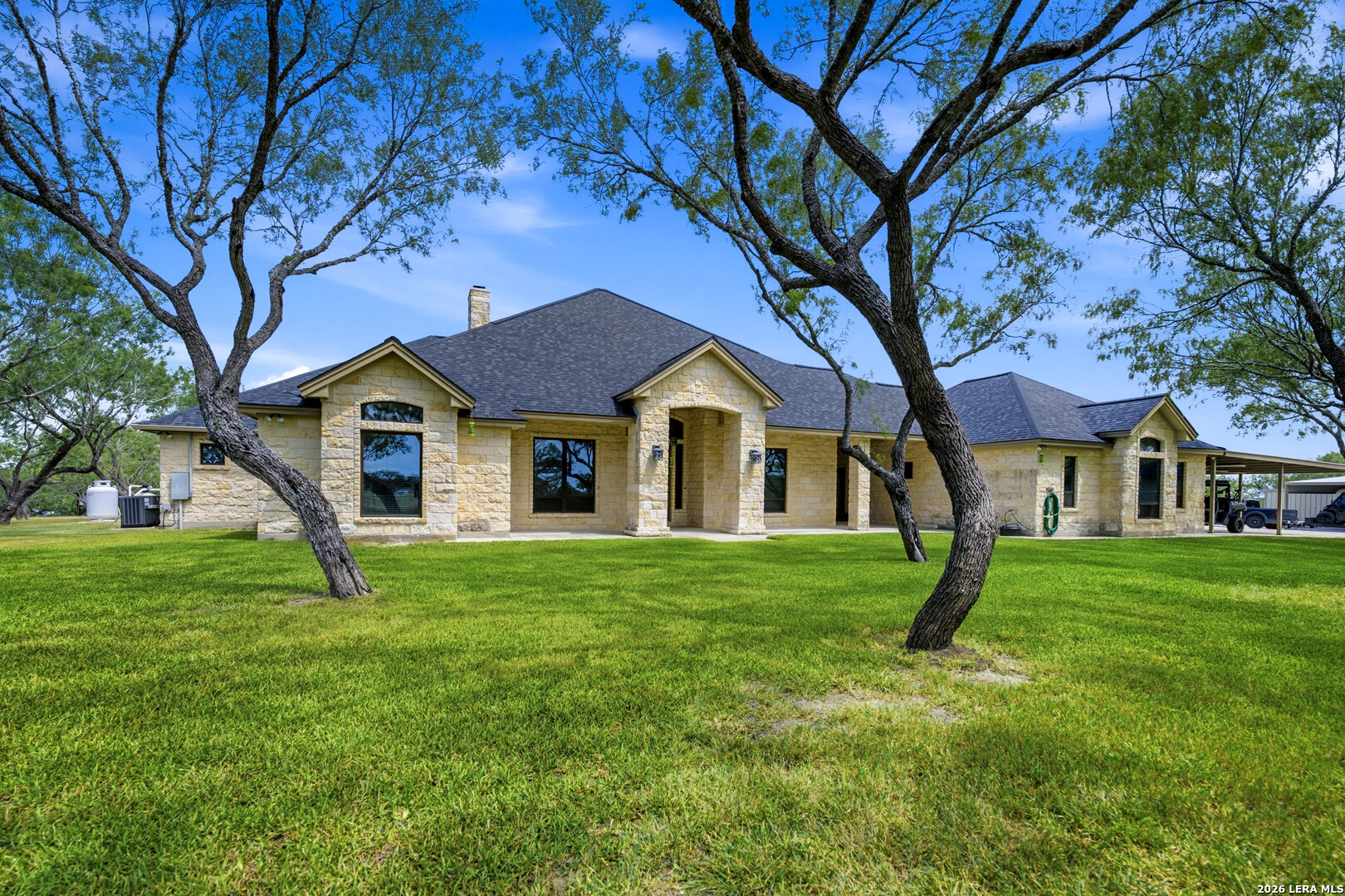 1958 County Road 237 Falls City TX 78113