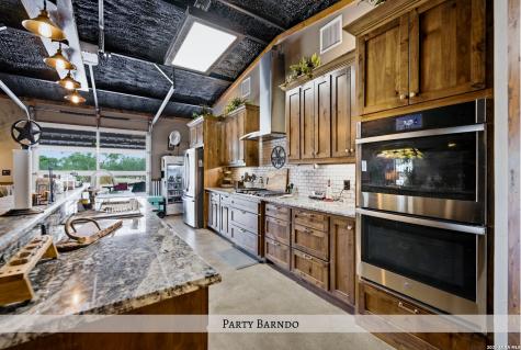 1958 County Road 237 Falls City TX 78113