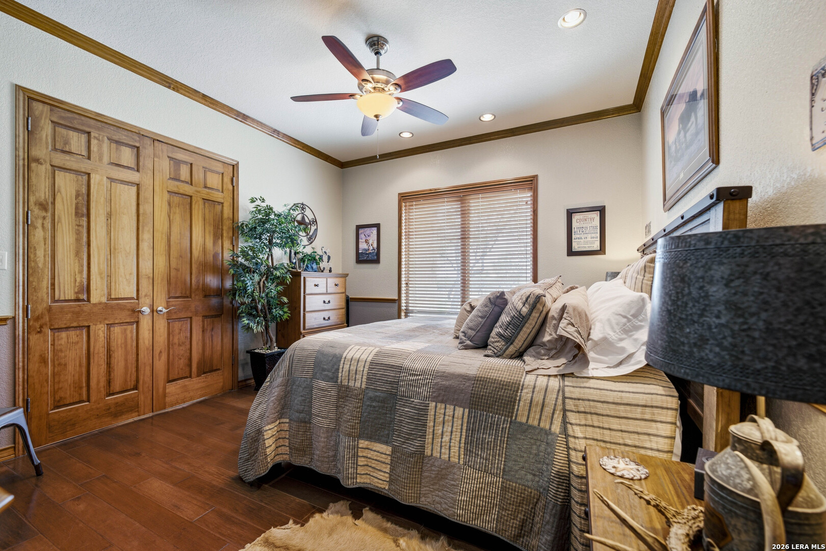 1958 County Road 237 Falls City TX 78113