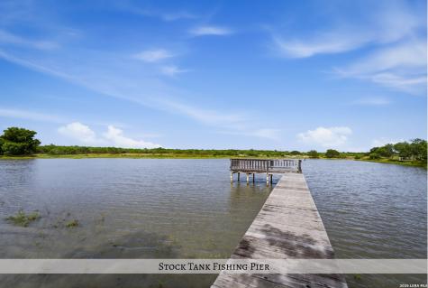 1958 County Road 237 Falls City TX 78113