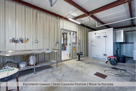 1958 County Road 237 Falls City TX 78113
