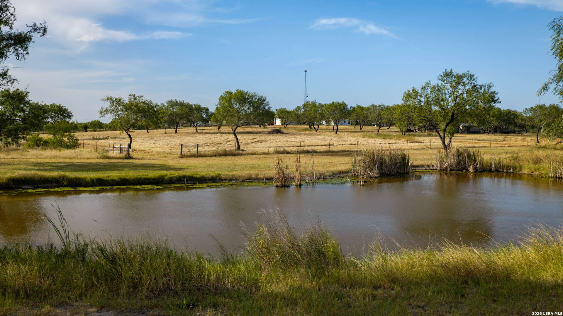 1958 County Road 237 Falls City TX 78113