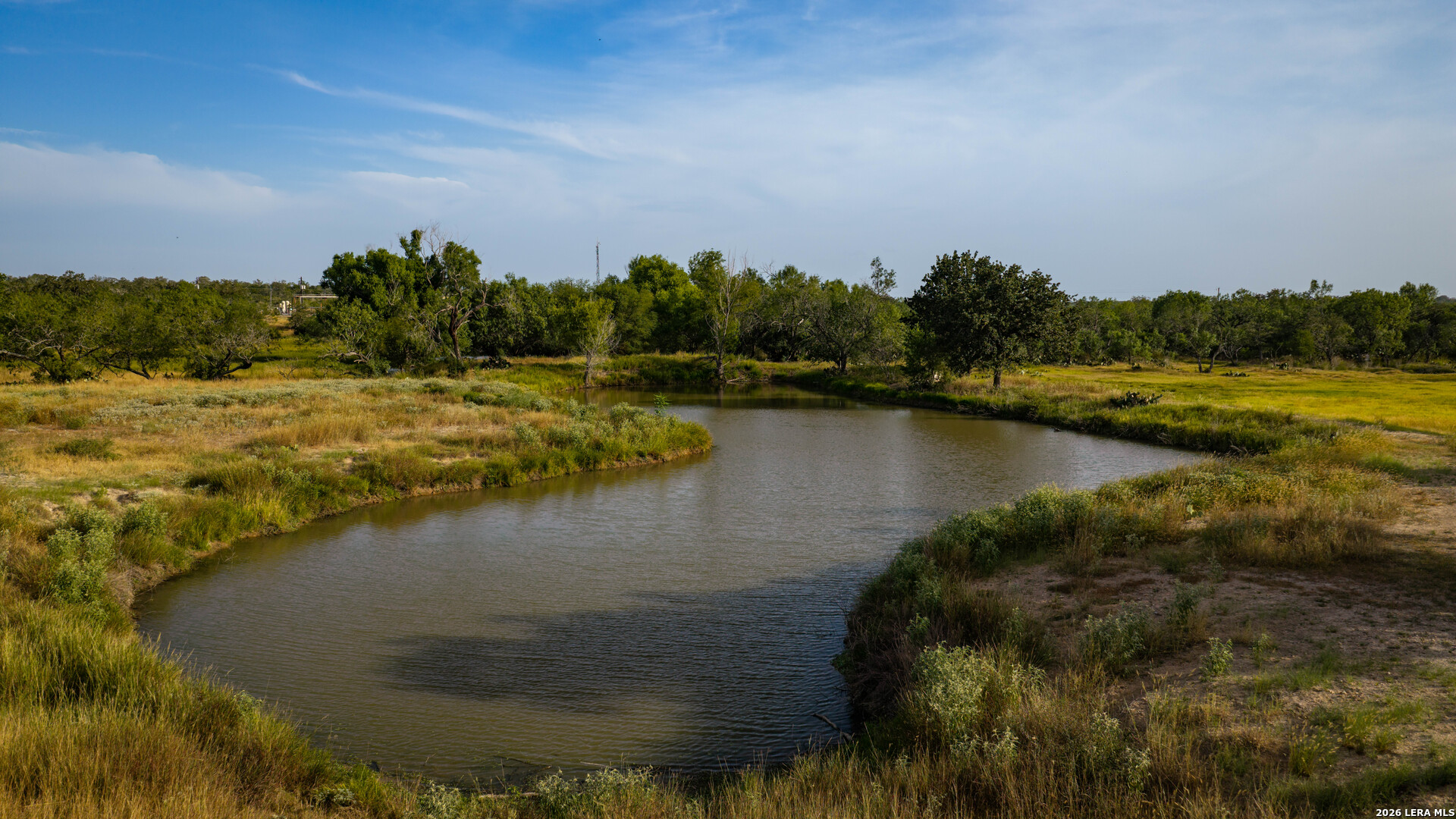 1958 County Road 237 Falls City TX 78113