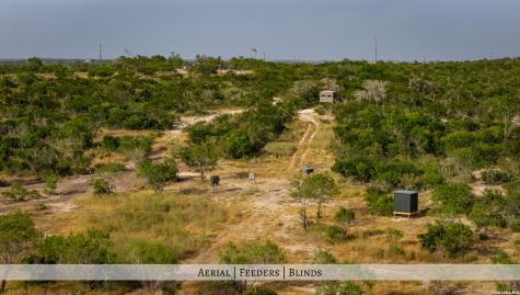 1958 County Road 237 Falls City TX 78113