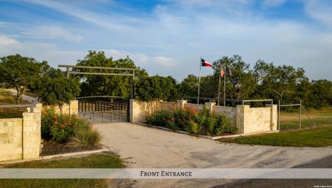 1958 County Road 237 Falls City TX 78113